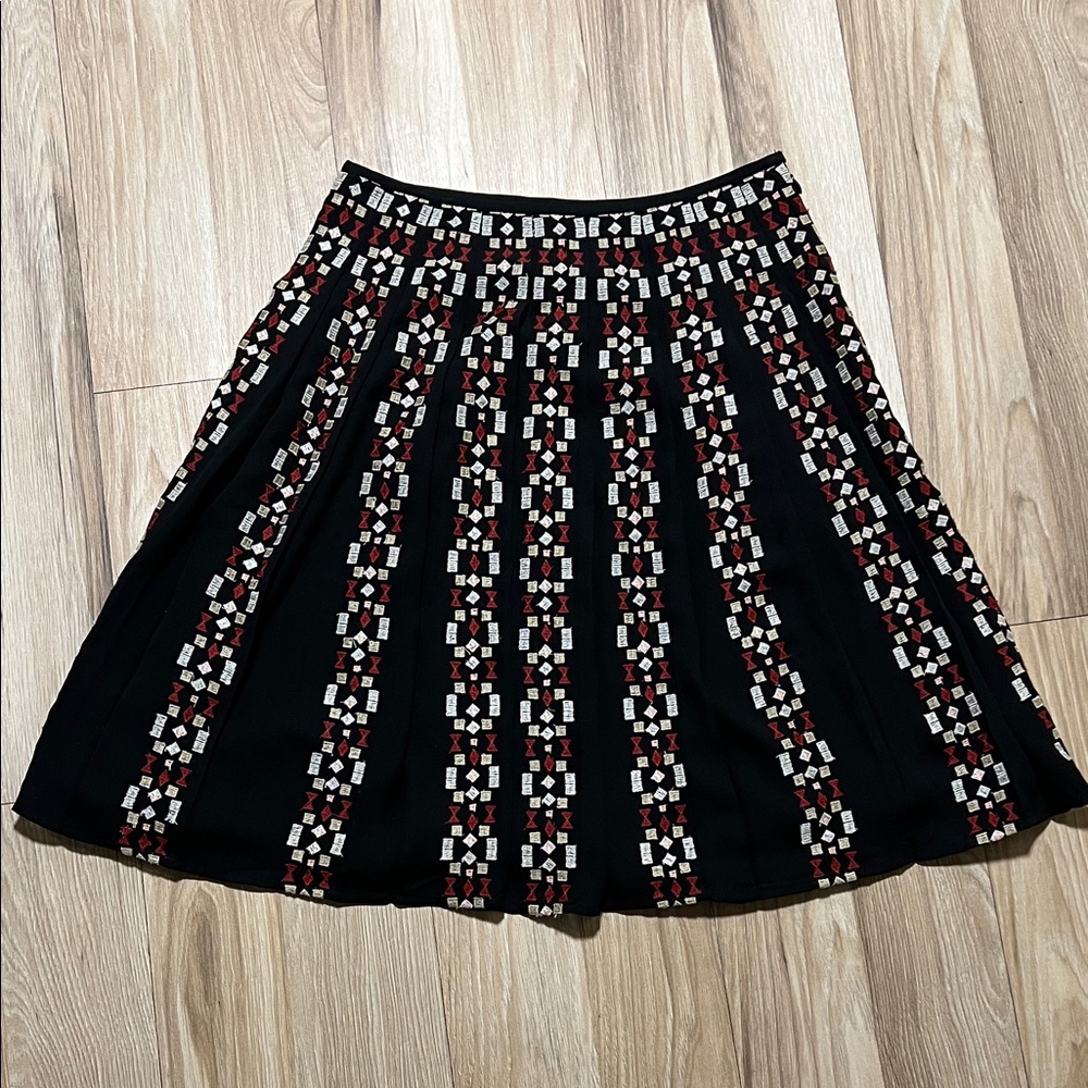Ann Taylor Black Boho Skirt with Red and White Pattern size 0P